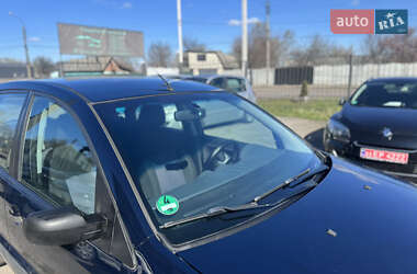 Хэтчбек Ford Fusion 2006 в 