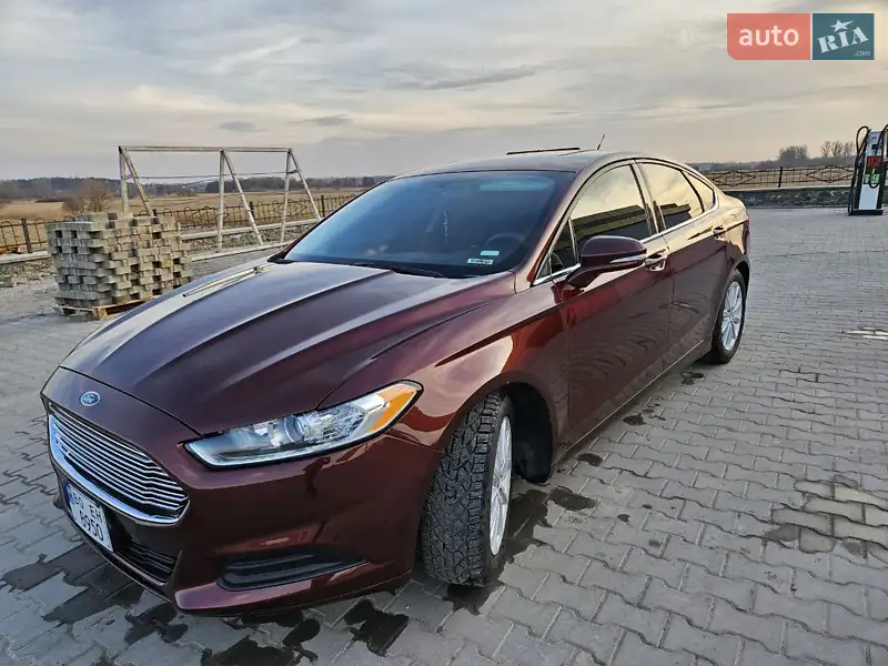 Седан Ford Fusion 2014 в 