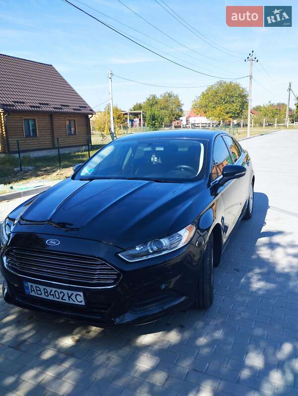 Седан Ford Fusion 2014 в Бершади