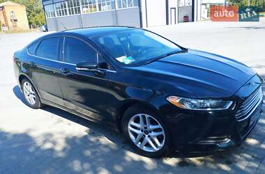 Седан Ford Fusion 2014 в 