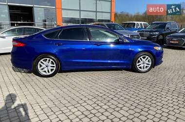 Седан Ford Fusion 2015 в 