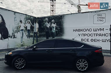 Седан Ford Fusion 2014 в 