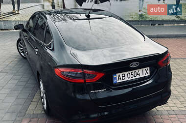 Седан Ford Fusion 2014 в 