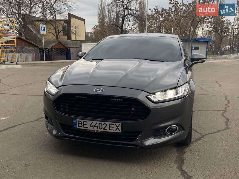 Седан Ford Fusion 2015 в Миколаєві