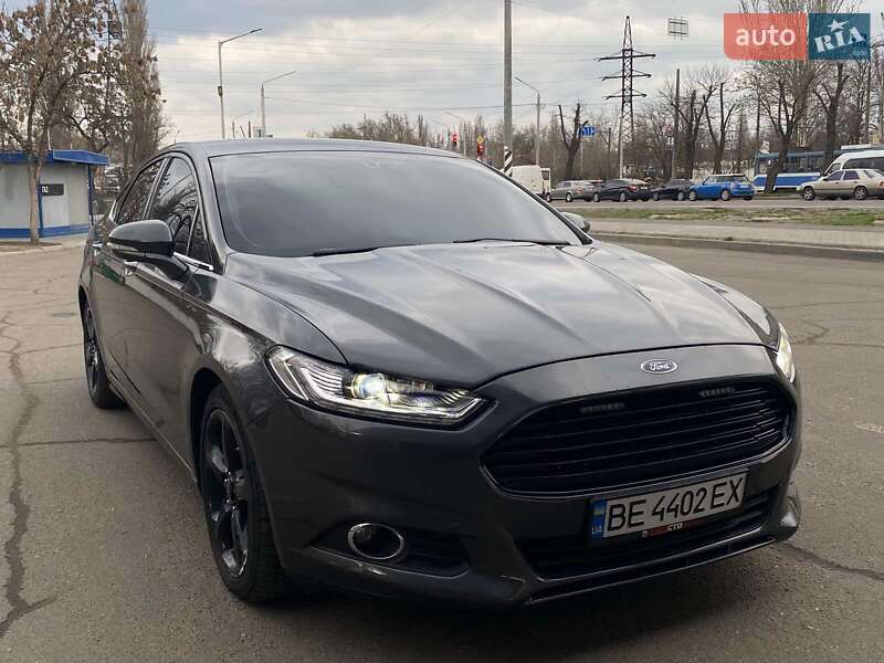 Седан Ford Fusion 2015 в Миколаєві