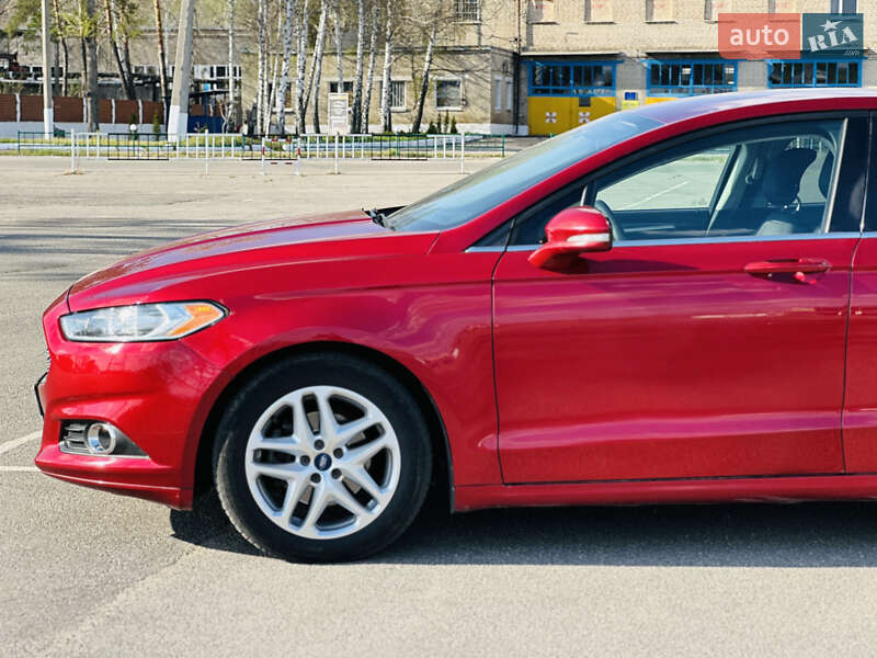 Седан Ford Fusion 2014 в Харкові
