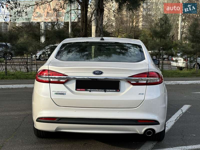 Седан Ford Fusion 2016 в Одессе
