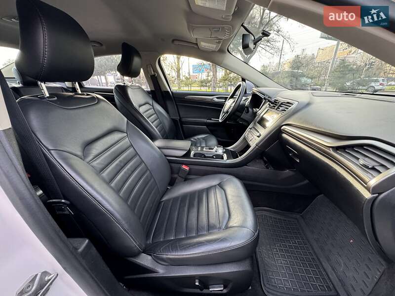 Седан Ford Fusion 2016 в Одессе