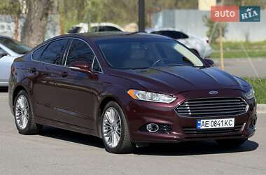 Седан Ford Fusion 2013 в 