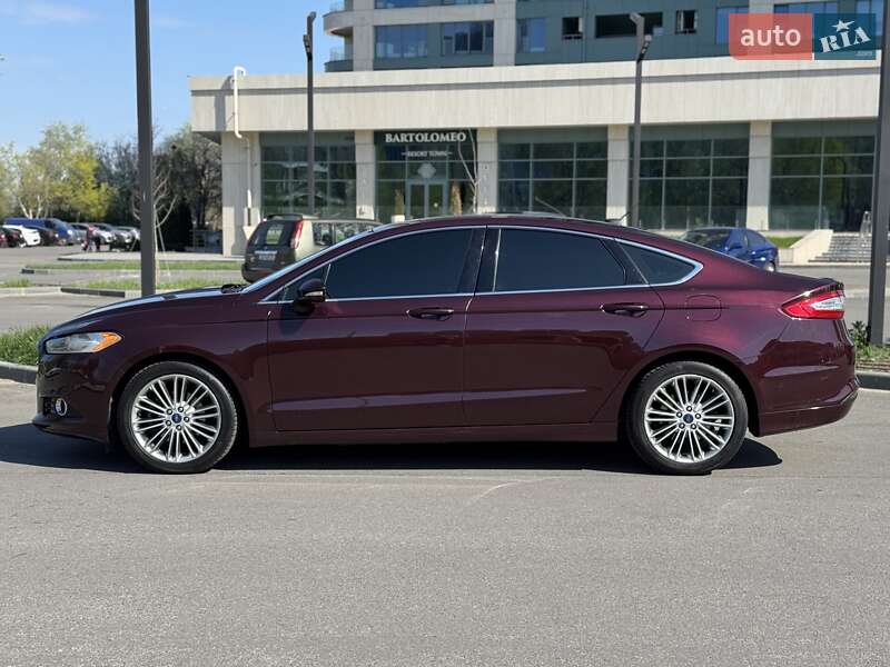 Седан Ford Fusion 2013 в Днепре