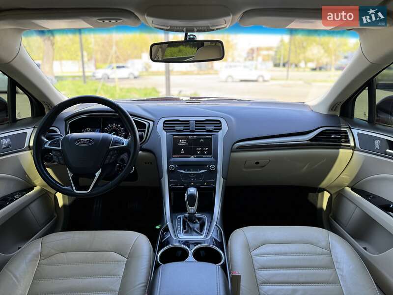 Седан Ford Fusion 2013 в Днепре
