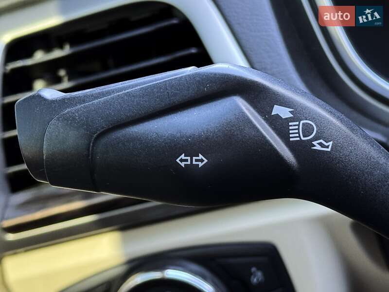 Седан Ford Fusion 2013 в Днепре