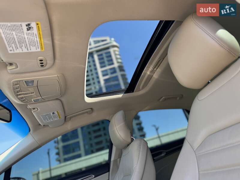 Седан Ford Fusion 2013 в Днепре