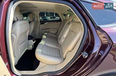 Седан Ford Fusion 2013 в 