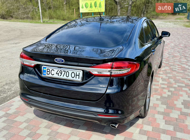 Седан Ford Fusion 2017 в Попельне