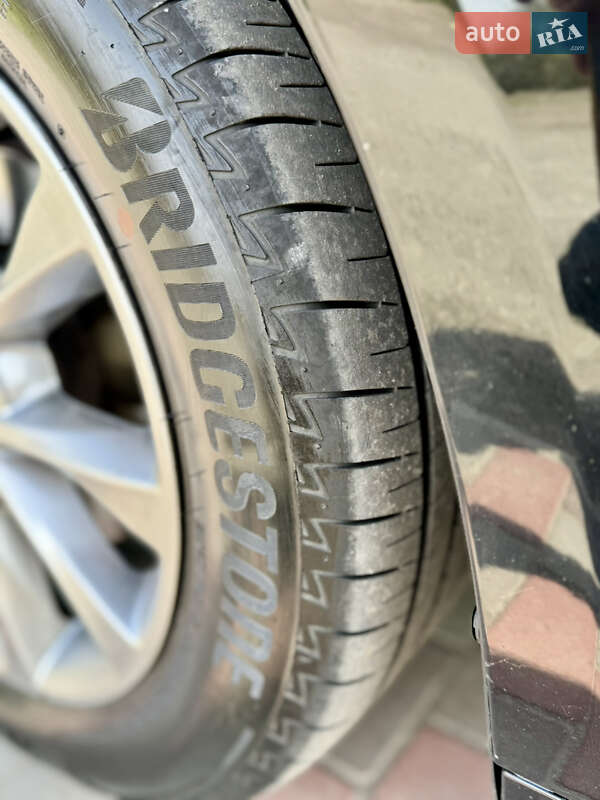 Седан Ford Fusion 2017 в Попельне