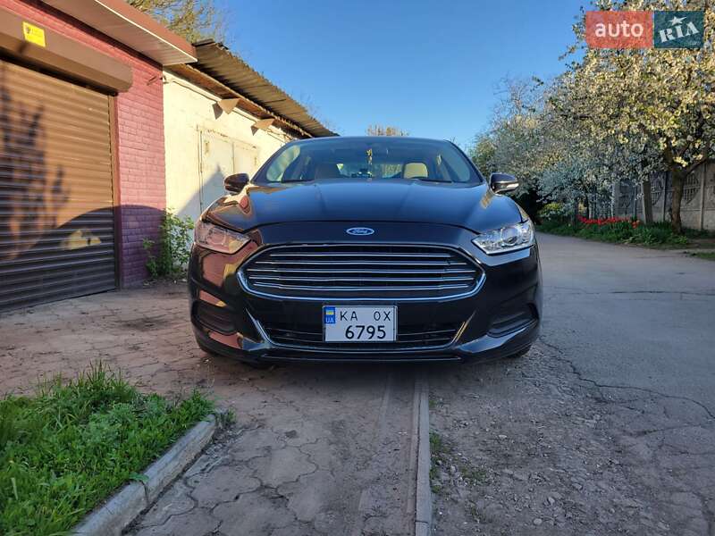 Седан Ford Fusion 2013 в Желтых Водах