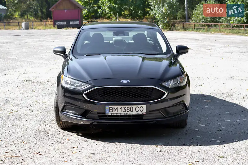 Седан Ford Fusion 2018 в 