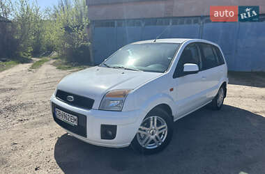 Хетчбек Ford Fusion 2010 в 