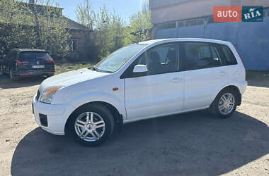 Хетчбек Ford Fusion 2010 в 