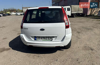 Хетчбек Ford Fusion 2010 в 