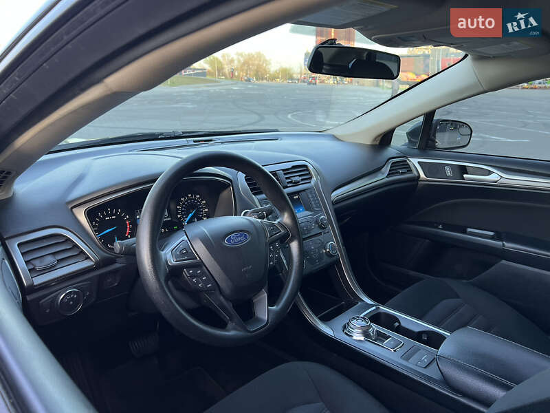 Седан Ford Fusion 2016 в Киеве