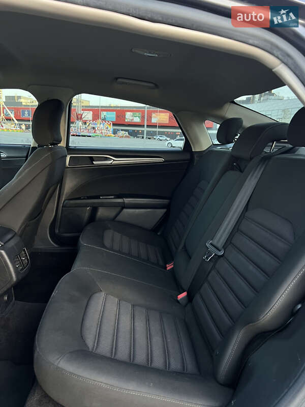 Седан Ford Fusion 2016 в Киеве