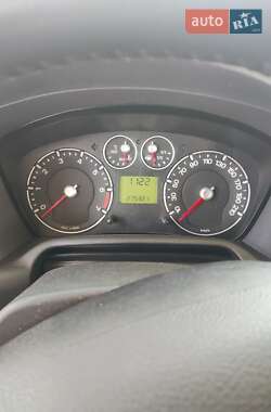 Хэтчбек Ford Fusion 2008 в 