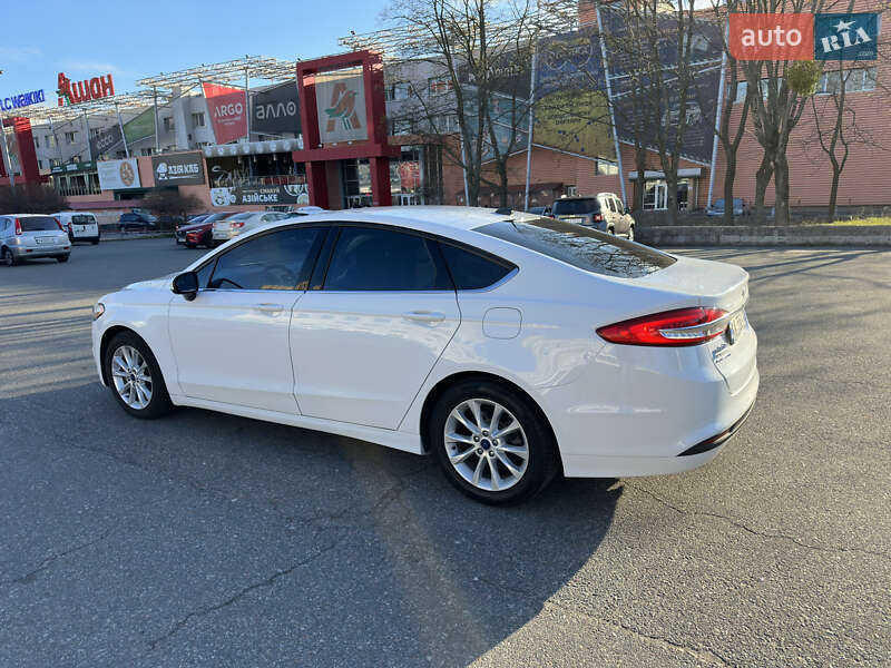 Седан Ford Fusion 2016 в Киеве