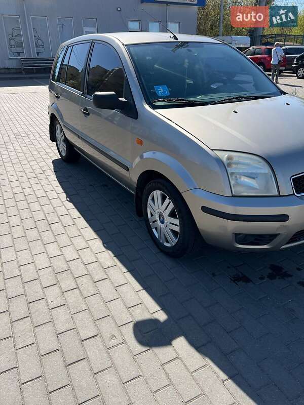 Хетчбек Ford Fusion 2003 в Вінниці