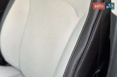 Седан Ford Fusion 2020 в 