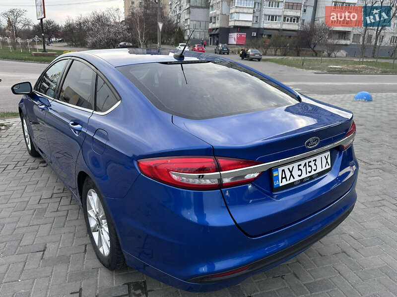 Седан Ford Fusion 2016 в Киеве фото 5 Седан Ford Fusion 2016 в Киеве
