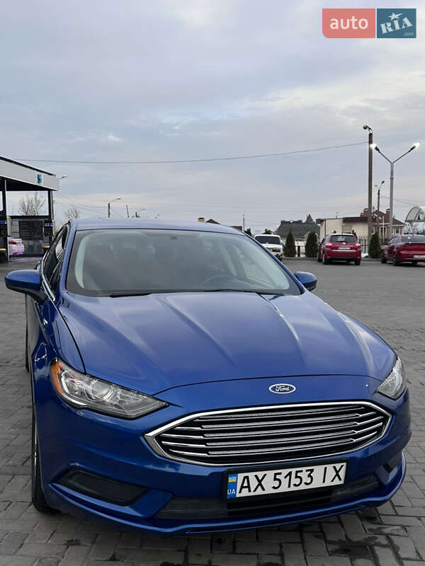 Седан Ford Fusion 2016 в Киеве фото 13 Седан Ford Fusion 2016 в Киеве