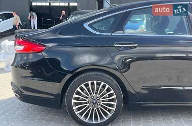 Седан Ford Fusion 2016 в 