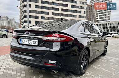 Седан Ford Fusion 2016 в 