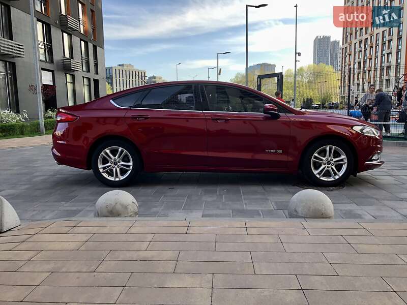 Седан Ford Fusion 2018 в Киеве