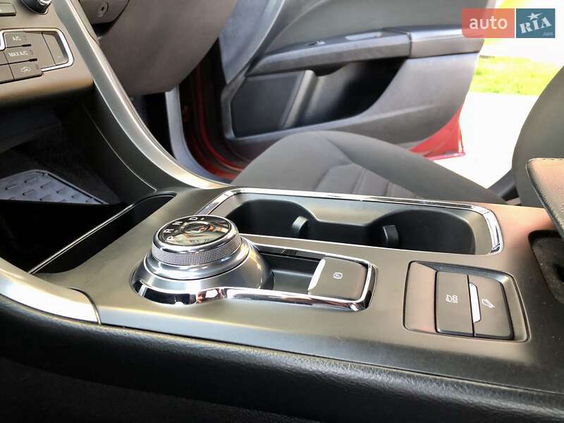 Седан Ford Fusion 2018 в Киеве