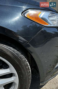 Седан Ford Fusion 2014 в 