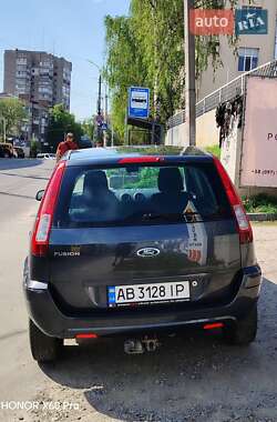 Хэтчбек Ford Fusion 2009 в 