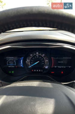 Седан Ford Fusion 2019 в 