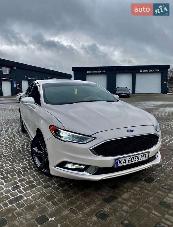 Седан Ford Fusion 2016 в Белой Церкви