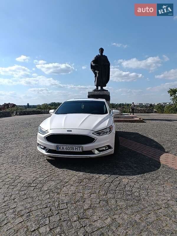 Седан Ford Fusion 2016 в Белой Церкви