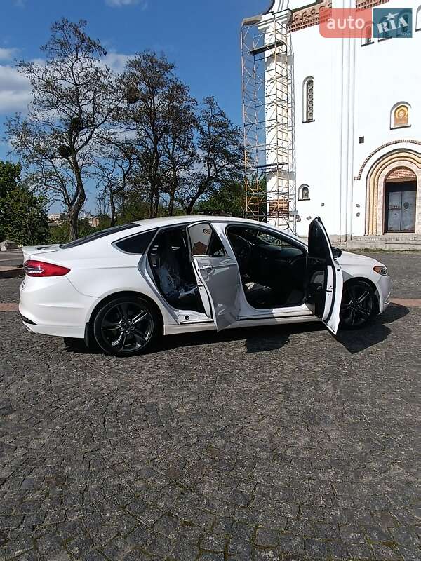 Седан Ford Fusion 2016 в Белой Церкви