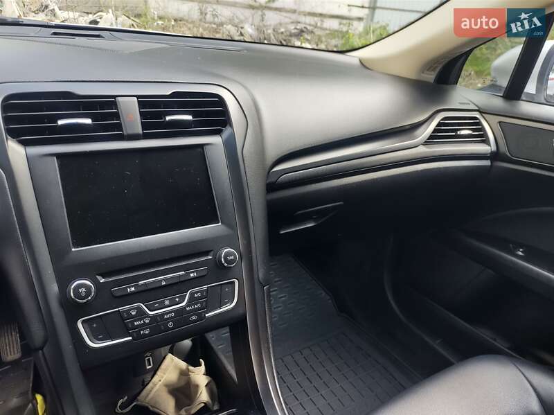 Седан Ford Fusion 2018 в Киеве