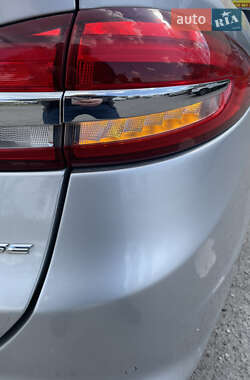Седан Ford Fusion 2018 в 