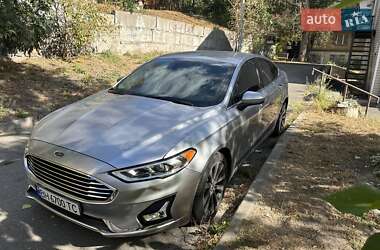 Седан Ford Fusion 2020 в 