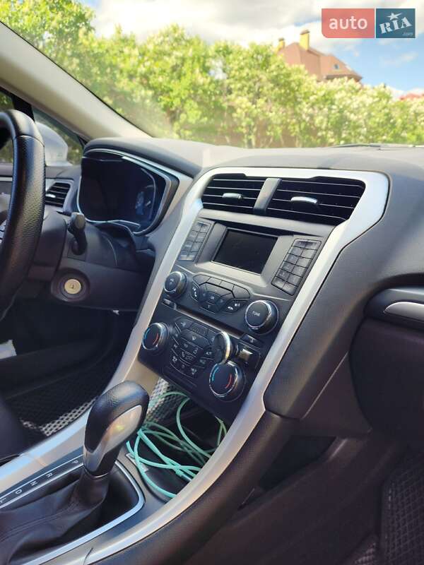 Седан Ford Fusion 2014 в Киеве