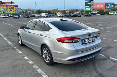Ford Fusion 2017