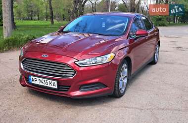 Седан Ford Fusion 2013 в 