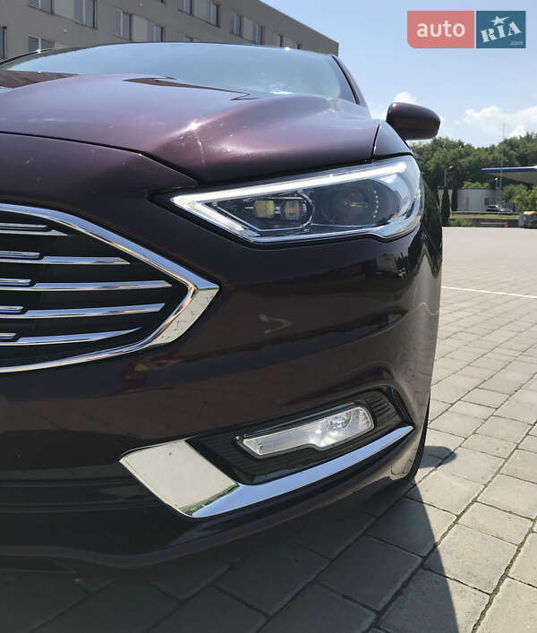 Седан Ford Fusion 2017 в Тернополі